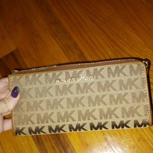 NWOT Michael Kors wallet